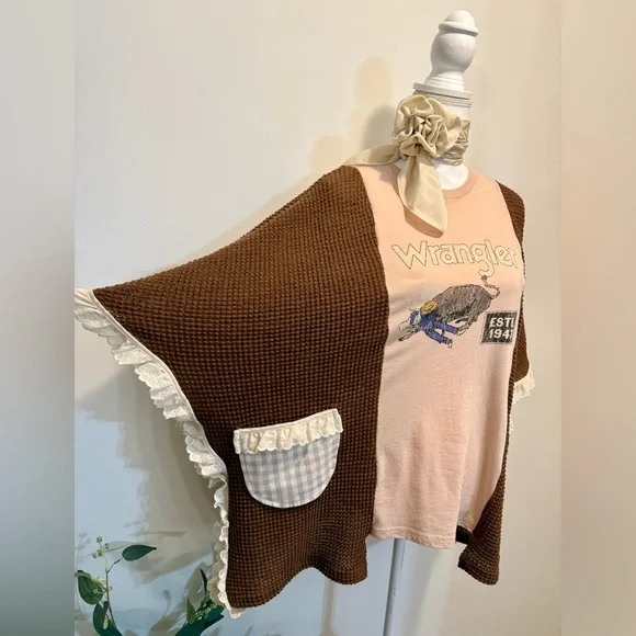 🤎 Wrangler Sweater Top 🤎 - Picture 2 of 5